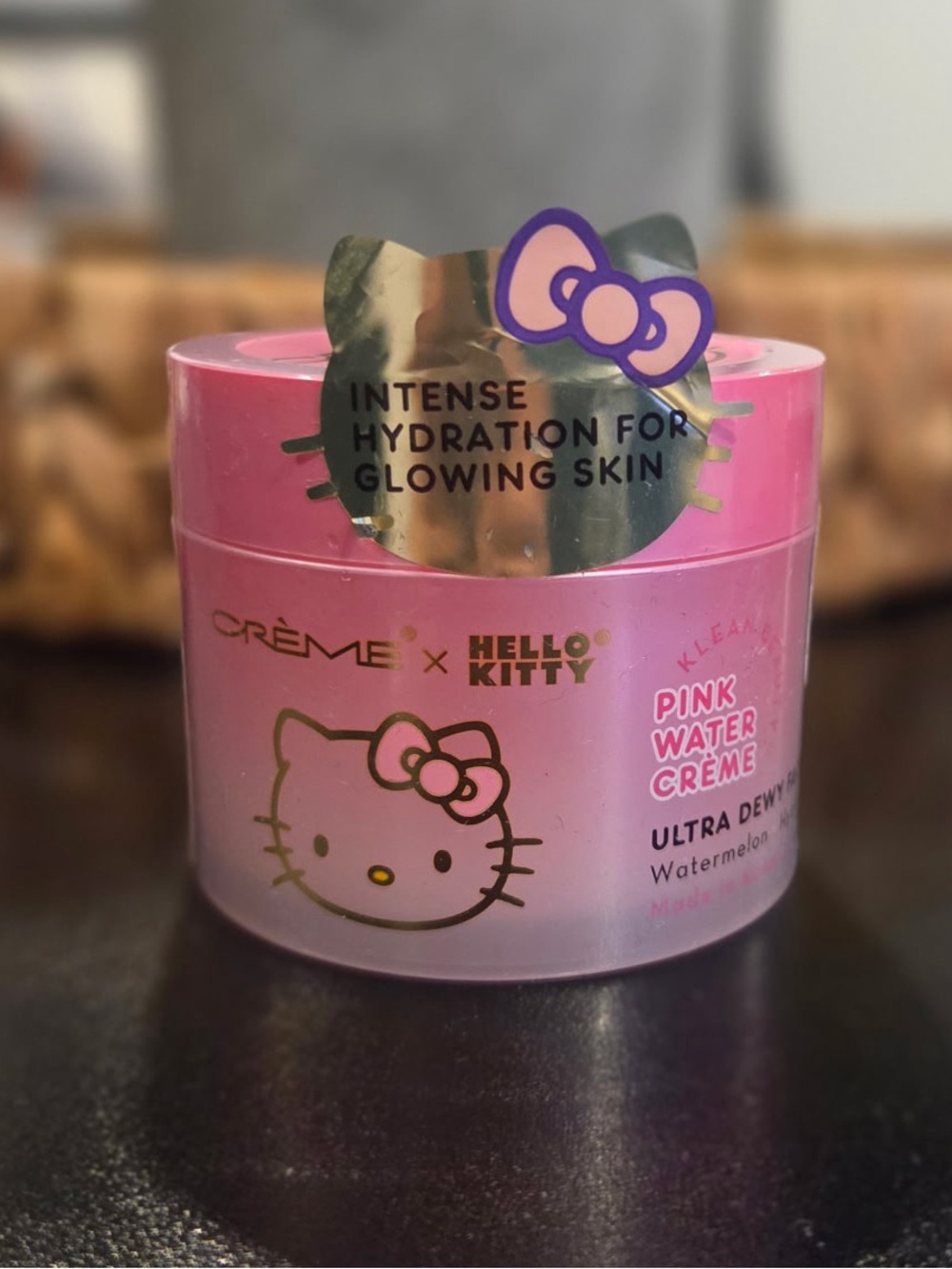 CRÈME x Hello Kitty Pink Water - Hydrating Pink Moisturizer